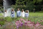 Den Haag  17 juli 2020
Koninklijk fotouurtje in de tuin van Huis ten Bosch . Vanwege corona was er veel minder pers uitgenodigd dan andere jaren. Aanwezig koning Willem Alexander Koningina Maxima en de prinsessen Amalia Alexia en Ariane .