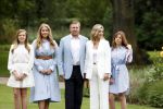 Den Haag  17 juli 2020
Koninklijk fotouurtje in de tuin van Huis ten Bosch . Vanwege corona was er veel minder pers uitgenodigd dan andere jaren. Aanwezig koning Willem Alexander Koningina Maxima en de prinsessen Amalia Alexia en Ariane .