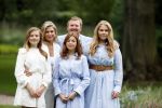 Den Haag  17 juli 2020
Koninklijk fotouurtje in de tuin van Huis ten Bosch . Vanwege corona was er veel minder pers uitgenodigd dan andere jaren. Aanwezig koning Willem Alexander Koningina Maxima en de prinsessen Amalia Alexia en Ariane .