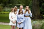 Den Haag  17 juli 2020
Koninklijk fotouurtje in de tuin van Huis ten Bosch . Vanwege corona was er veel minder pers uitgenodigd dan andere jaren. Aanwezig koning Willem Alexander Koningina Maxima en de prinsessen Amalia Alexia en Ariane .