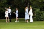 Den Haag  17 juli 2020
Koninklijk fotouurtje in de tuin van Huis ten Bosch . Vanwege corona was er veel minder pers uitgenodigd dan andere jaren. Aanwezig koning Willem Alexander Koningina Maxima en de prinsessen Amalia Alexia en Ariane .