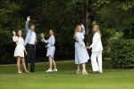 Den Haag  17 juli 2020
Koninklijk fotouurtje in de tuin van Huis ten Bosch . Vanwege corona was er veel minder pers uitgenodigd dan andere jaren. Aanwezig koning Willem Alexander Koningina Maxima en de prinsessen Amalia Alexia en Ariane .