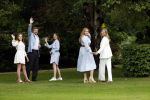 Den Haag  17 juli 2020
Koninklijk fotouurtje in de tuin van Huis ten Bosch . Vanwege corona was er veel minder pers uitgenodigd dan andere jaren. Aanwezig koning Willem Alexander Koningina Maxima en de prinsessen Amalia Alexia en Ariane .