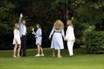 Den Haag  17 juli 2020
Koninklijk fotouurtje in de tuin van Huis ten Bosch . Vanwege corona was er veel minder pers uitgenodigd dan andere jaren. Aanwezig koning Willem Alexander Koningina Maxima en de prinsessen Amalia Alexia en Ariane .