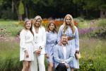 Den Haag  17 juli 2020
Koninklijk fotouurtje in de tuin van Huis ten Bosch . Vanwege corona was er veel minder pers uitgenodigd dan andere jaren. Aanwezig koning Willem Alexander Koningina Maxima en de prinsessen Amalia Alexia en Ariane .
