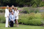 Den Haag  17 juli 2020
Koninklijk fotouurtje in de tuin van Huis ten Bosch . Vanwege corona was er veel minder pers uitgenodigd dan andere jaren. Aanwezig koning Willem Alexander Koningina Maxima en de prinsessen Amalia Alexia en Ariane .