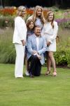Den Haag  17 juli 2020
Koninklijk fotouurtje in de tuin van Huis ten Bosch . Vanwege corona was er veel minder pers uitgenodigd dan andere jaren. Aanwezig koning Willem Alexander Koningina Maxima en de prinsessen Amalia Alexia en Ariane .