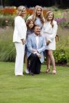 Den Haag  17 juli 2020
Koninklijk fotouurtje in de tuin van Huis ten Bosch . Vanwege corona was er veel minder pers uitgenodigd dan andere jaren. Aanwezig koning Willem Alexander Koningina Maxima en de prinsessen Amalia Alexia en Ariane .
