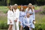 Den Haag  17 juli 2020
Koninklijk fotouurtje in de tuin van Huis ten Bosch . Vanwege corona was er veel minder pers uitgenodigd dan andere jaren. Aanwezig koning Willem Alexander Koningina Maxima en de prinsessen Amalia Alexia en Ariane .