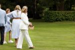 Den Haag  17 juli 2020
Koninklijk fotouurtje in de tuin van Huis ten Bosch . Vanwege corona was er veel minder pers uitgenodigd dan andere jaren. Aanwezig koning Willem Alexander Koningina Maxima en de prinsessen Amalia Alexia en Ariane .
