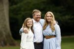 Den Haag  17 juli 2020
Koninklijk fotouurtje in de tuin van Huis ten Bosch . Vanwege corona was er veel minder pers uitgenodigd dan andere jaren. Aanwezig koning Willem Alexander Koningina Maxima en de prinsessen Amalia Alexia en Ariane .