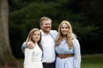 Den Haag  17 juli 2020
Koninklijk fotouurtje in de tuin van Huis ten Bosch . Vanwege corona was er veel minder pers uitgenodigd dan andere jaren. Aanwezig koning Willem Alexander Koningina Maxima en de prinsessen Amalia Alexia en Ariane .