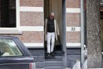 Amsterdam 14 juli 2020
Pieter Storms bekijkt met makelaar het huis van Eelko v Kooten . Het huis taat te koop en te huur