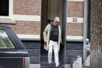 Amsterdam 14 juli 2020
Pieter Storms bekijkt met makelaar het huis van Eelko v Kooten . Het huis taat te koop en te huur