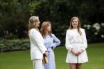 Den Haag  17 juli 2020
Koninklijk fotouurtje in de tuin van Huis ten Bosch . Vanwege corona was er veel minder pers uitgenodigd dan andere jaren. Aanwezig koning Willem Alexander Koningina Maxima en de prinsessen Amalia Alexia en Ariane .