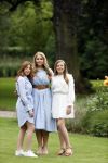 Den Haag  17 juli 2020
Koninklijk fotouurtje in de tuin van Huis ten Bosch . Vanwege corona was er veel minder pers uitgenodigd dan andere jaren. Aanwezig koning Willem Alexander Koningina Maxima en de prinsessen Amalia Alexia en Ariane .