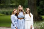 Den Haag  17 juli 2020
Koninklijk fotouurtje in de tuin van Huis ten Bosch . Vanwege corona was er veel minder pers uitgenodigd dan andere jaren. Aanwezig koning Willem Alexander Koningina Maxima en de prinsessen Amalia Alexia en Ariane .
