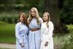 Den Haag  17 juli 2020
Koninklijk fotouurtje in de tuin van Huis ten Bosch . Vanwege corona was er veel minder pers uitgenodigd dan andere jaren. Aanwezig koning Willem Alexander Koningina Maxima en de prinsessen Amalia Alexia en Ariane .