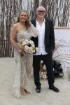 Noordwijk 16 juli 2020
Rene v d Gijp en zijn vrouw Minouche trouwen bij beachclub Tulum.