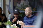 Amsterdam 14 juli 2020
Roland Kahn met zijn vriendin bij de Joffers