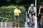 Amsterdam 19 juli 2020
Tom Egbers en zijn vrouw Janke Dekker wandelend in Amsterdam zuid
