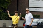 Amsterdam 19 juli 2020
Tom Egbers en zijn vrouw Janke Dekker wandelend in Amsterdam zuid