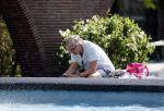 Amsterdam 17 juni 2020
Victor Reinier gaat met zijn dochtertje zwemmen