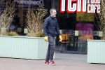 Amsterdam 2 april 2020
Viktor Horsting doet boodschappen en loopt naar zijn huis.