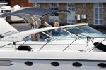 Assendelft 26 juni 2020
Wolter Kroes en zijn vrouw Tessa en zoon Tom gaan varen met zijn prachtige boot