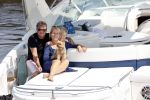 Assendelft 26 juni 2020
Wolter Kroes en zijn vrouw Tessa en zoon Tom gaan varen met zijn prachtige boot