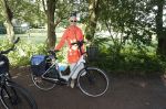 Blaricum 6 juli 2021
Gordon viert zijn verjaardag en dat hij zijn huis verkocht heeft. Ook gaat hij verhuizen naar Dubai. Anita Witzier met haar man