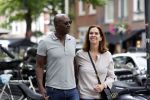Amsterdam 10 juli 2021
 Annemarie v Gaal met haar man Rhandy Macnack op de cornelis schuytstraat