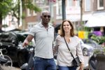 Amsterdam 10 juli 2021
 Annemarie v Gaal met haar man Rhandy Macnack op de cornelis schuytstraat