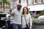 Amsterdam 10 juli 2021
 Annemarie v Gaal met haar man Rhandy Macnack op de cornelis schuytstraat
