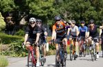 Zevenhuizen 4 juli 2021
Leontien v Moorsel Wendy v Dijk en Anouk Smulders gaan met 500 vrouwen de Amstel Gold race rijden . Vandaag was er een training . Ook Michael Zijlaard en zijn broer Ron reden mee.