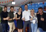 Zeist 8 juli 2021
Bas Nijhuis vraagt zijn vriendin Chantal ten huwelijk. Chantal kwam met een helicopter naar slot Zeist gevlogen. Wolter Kroes zong ze toe. Wilfred Genee Niels v Baalen Florentien van der Meulen en Wolter Kroes