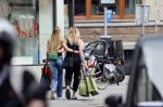 Amsterdam 12 juli 2021
Danielle Oerlemans met haar dochter Fiene Oerlemans op de pc hooftstraat