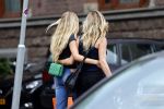 Amsterdam 12 juli 2021
Danielle Oerlemans met haar dochter Fiene Oerlemans op de pc hooftstraat