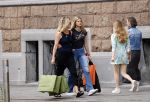 Amsterdam 12 juli 2021
Danielle Oerlemans met haar dochter Fiene Oerlemans op de pc hooftstraat