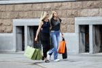 Amsterdam 12 juli 2021
Danielle Oerlemans met haar dochter Fiene Oerlemans op de pc hooftstraat