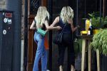 Amsterdam 12 juli 2021
Danielle Oerlemans met haar dochter Fiene Oerlemans op de pc hooftstraat