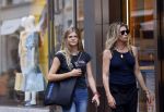 Amsterdam 12 juli 2021
Danielle Oerlemans met haar dochter Fiene Oerlemans op de pc hooftstraat