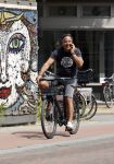Amsterdam 21 juli 2021
Dennis Rugebregt op de fiets in amsterdam zuid