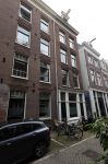 Amstetdam 14 juli 2021
Dotan heeft een nieuw pand gekocht met daarin 5 appartementen .