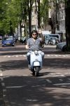 Amsterdam 15 juni 2021
Frits Huffnagel op zijn scooter in Amsterdam zuid