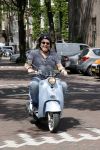 Amsterdam 15 juni 2021
Frits Huffnagel op zijn scooter in Amsterdam zuid