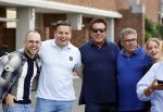 Amsterdam 20 juni 2021
Gerard Joling met fans op straat bij de amsterdamse zomer