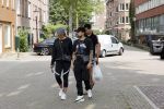 Amsterdam 19 juli 2021
Glennis Grace en haar  vriend LÃ©vy Simon en zoon  op straat