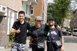 Amsterdam 19 juli 2021
Glennis Grace en haar  vriend LÃ©vy Simon en zoon  op straat