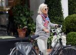 Amsterdam 12 juli 2021
Herman Krabbe op de fiets in Amsterdam zuid